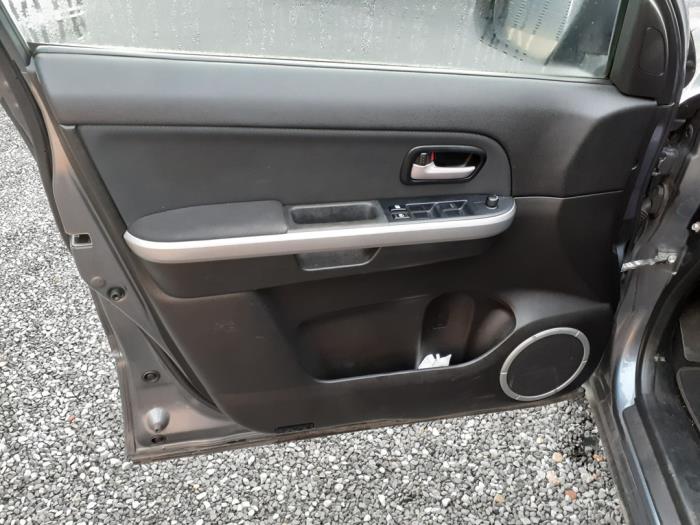 Suzuki Grand Vitara II 2.0 16V Sloopvoertuig (2006, Grijs)