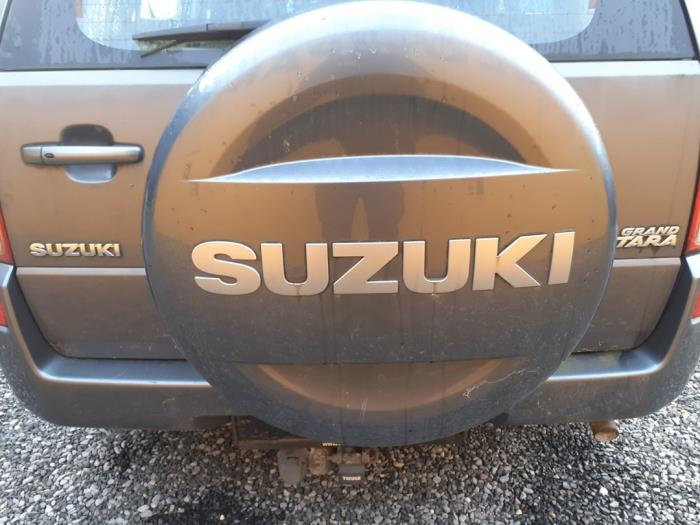 Suzuki Grand Vitara II 2.0 16V Sloopvoertuig (2006, Grijs)