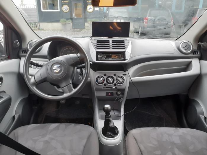 Suzuki Alto 1.0 12V Sloopvoertuig (2009, Rood)