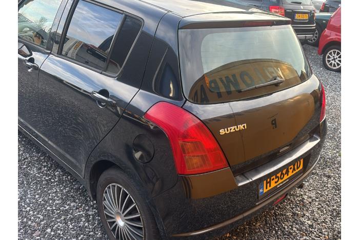 Suzuki Swift 1.3 VVT 16V Sloopvoertuig (2006, Zwart)