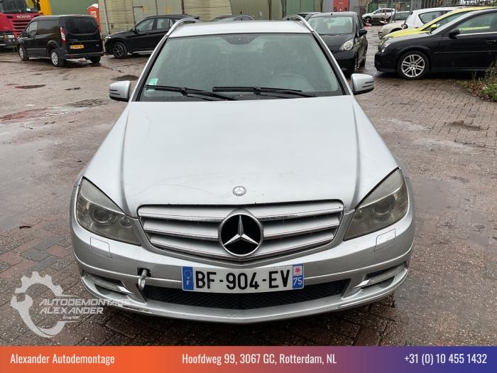 Mercedes C Estate 2.2 C-200 CDI 16V BlueEFFICIENCY Sloopvoertuig (2010, Grijs)
