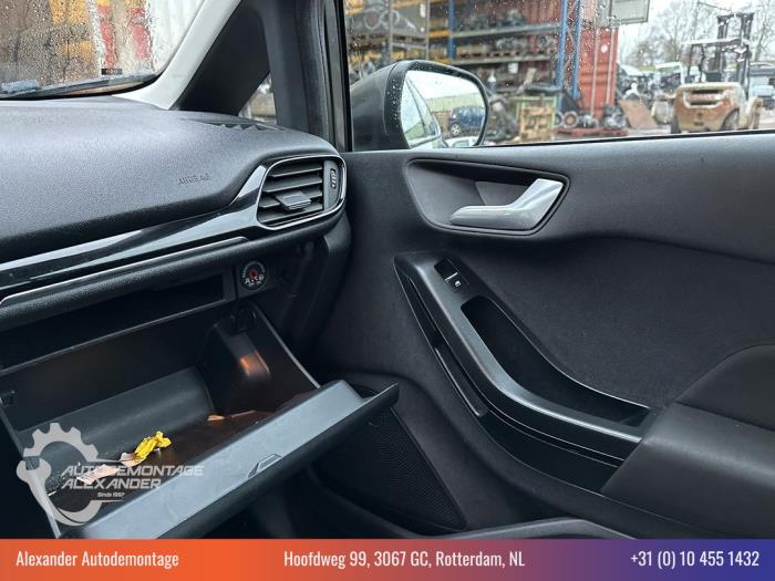 Ford Fiesta 7 1.5 TDCi 85 Sloopvoertuig (2018, Donker, Grijs)