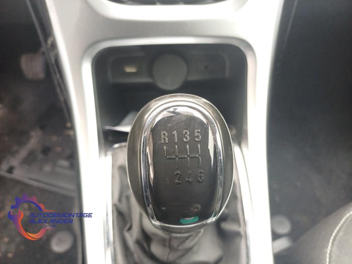 Opel Astra J Sports Tourer 1.4 Turbo 16V Sloopvoertuig (2014, Metallic, Zwart)