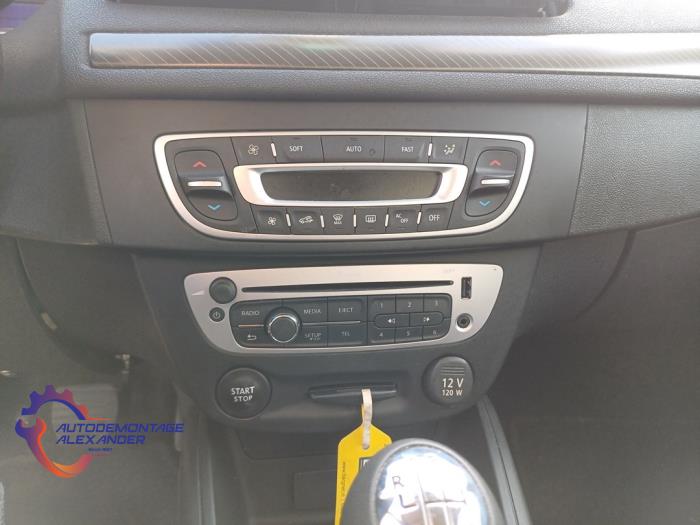 Renault Megane III Grandtour 1.5 dCi 110 Sloopvoertuig (2014, Zwart)