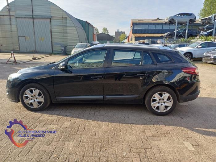 Renault Megane III Grandtour 1.5 dCi 110 Sloopvoertuig (2014, Zwart)