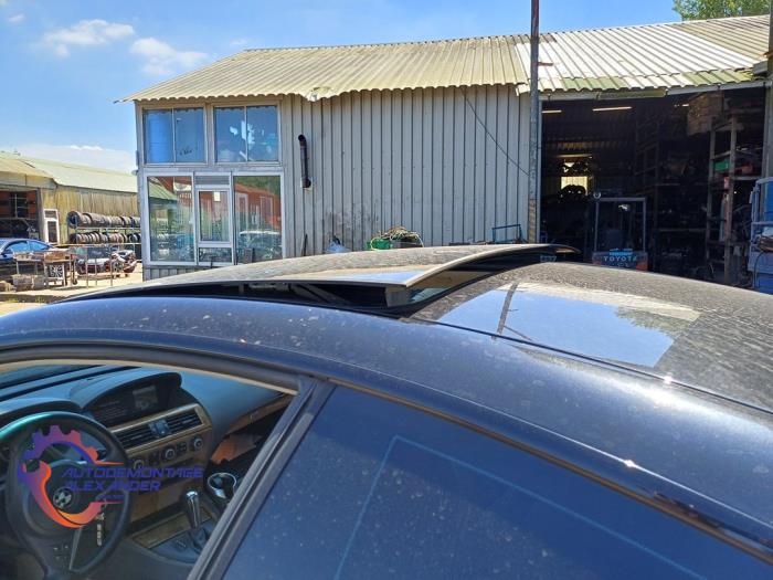 BMW 6 serie 630i 24V Sloopvoertuig (2005, Zwart)