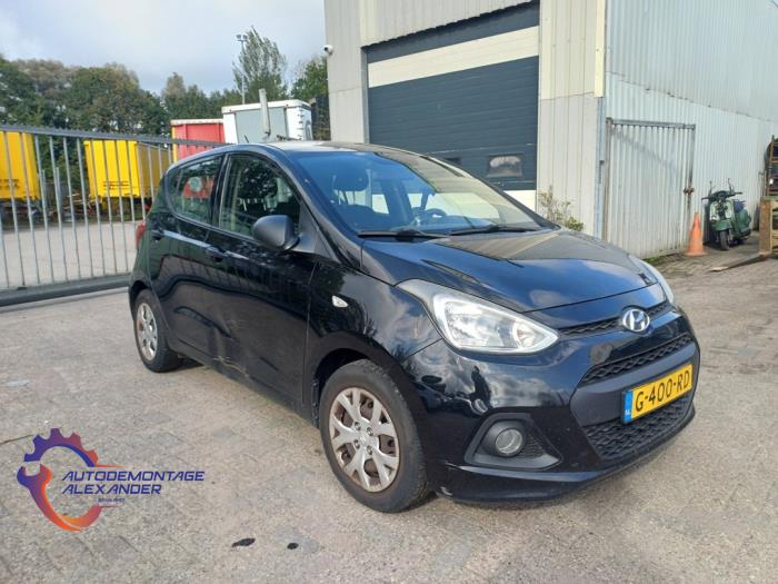 Hyundai i10 1.0 12V Sloopvoertuig (2014, Zwart)