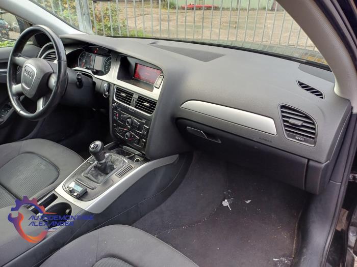 Audi A4 1.8 TFSI 16V Sloopvoertuig (2008, Zwart)