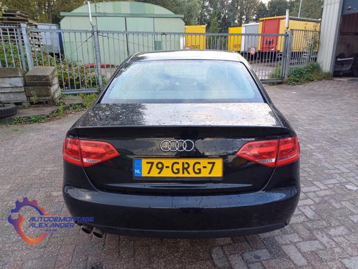 Audi A4 1.8 TFSI 16V Sloopvoertuig (2008, Zwart)