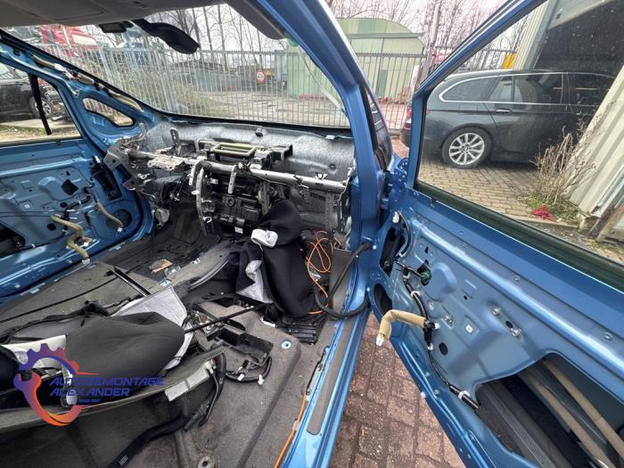 Nissan Leaf Leaf Sloopvoertuig (2011, Blauw)