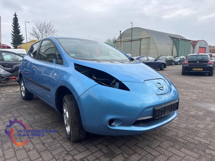 Nissan Leaf Leaf Sloopvoertuig (2011, Blauw)