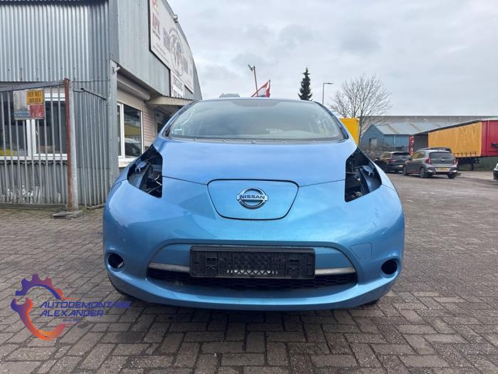 Nissan Leaf Leaf Sloopvoertuig (2011, Blauw)