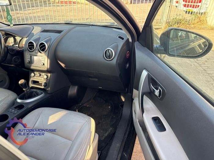 Nissan Qashqai 1.5 dCi DPF Sloopvoertuig (2011, Metallic, Zwart)