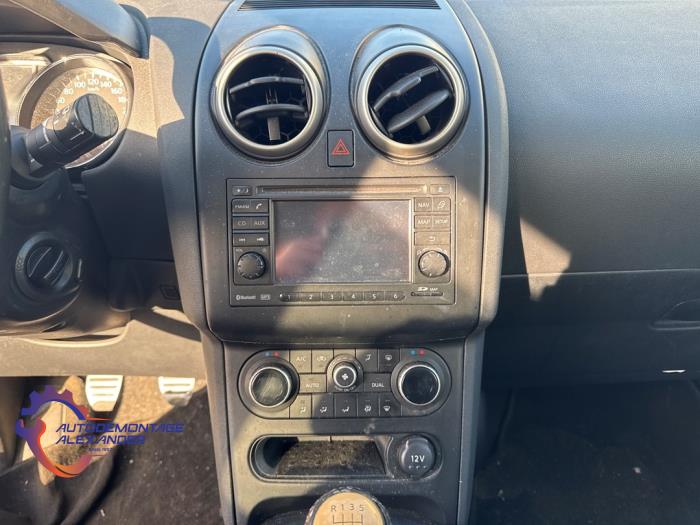 Nissan Qashqai 1.5 dCi DPF Sloopvoertuig (2011, Metallic, Zwart)