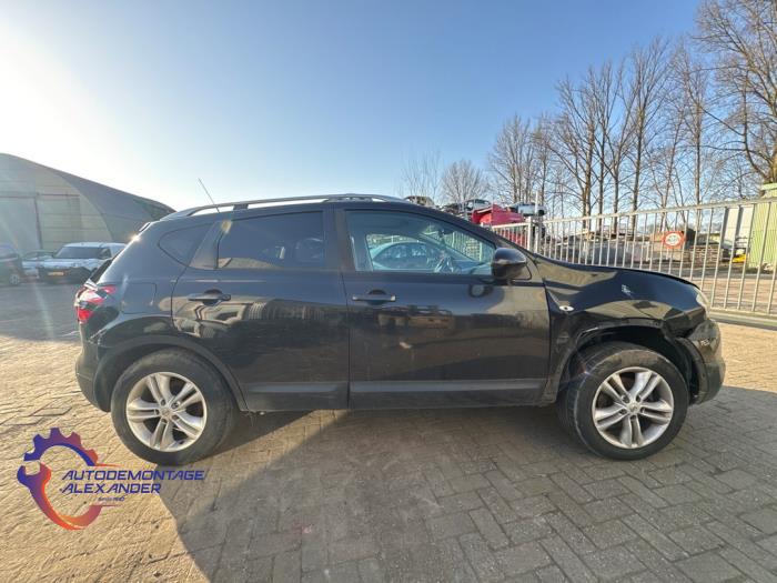 Nissan Qashqai 1.5 dCi DPF Sloopvoertuig (2011, Metallic, Zwart)