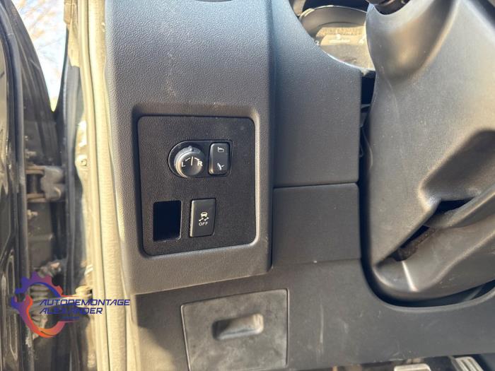 Nissan Qashqai 1.5 dCi DPF Sloopvoertuig (2011, Metallic, Zwart)