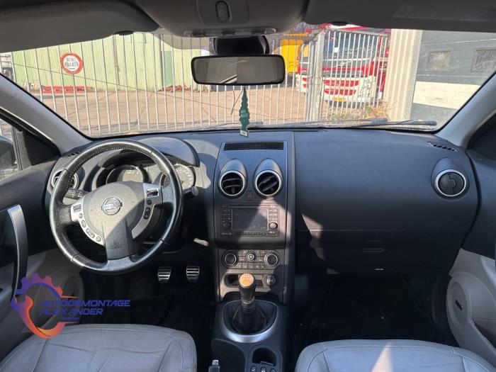 Nissan Qashqai 1.5 dCi DPF Sloopvoertuig (2011, Metallic, Zwart)