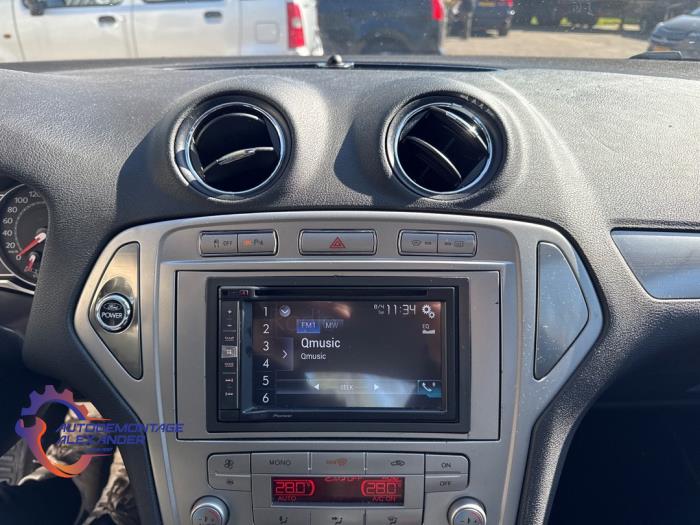 Ford Mondeo IV 2.0 16V Flexifuel Sloopvoertuig (2009, Zwart)