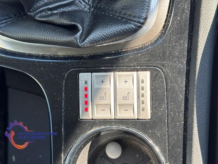 Ford Mondeo IV 2.0 16V Flexifuel Sloopvoertuig (2009, Zwart)