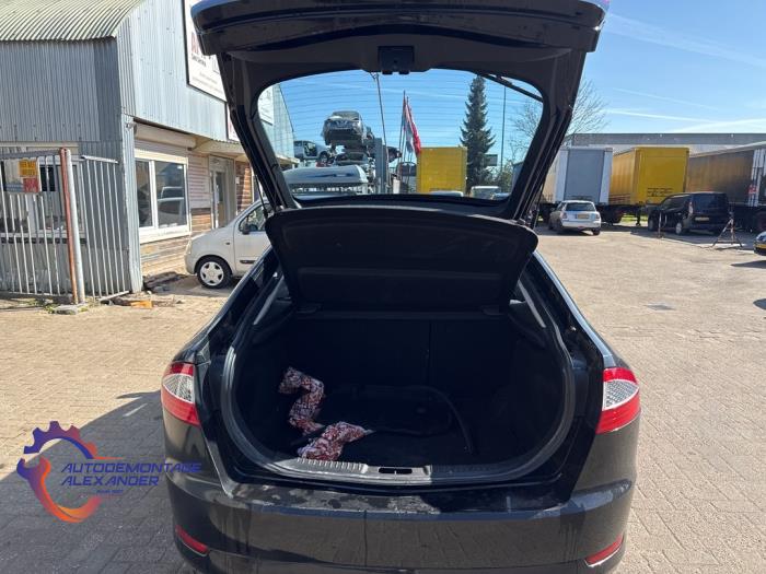 Ford Mondeo IV 2.0 16V Flexifuel Sloopvoertuig (2009, Zwart)