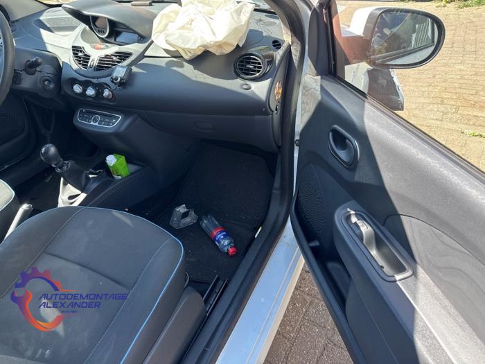 Renault Twingo II 1.2 16V Sloopvoertuig (2012, Wit)