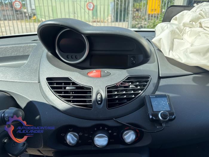 Renault Twingo II 1.2 16V Sloopvoertuig (2012, Wit)