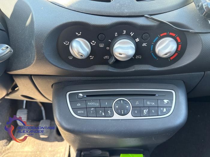 Renault Twingo II 1.2 16V Sloopvoertuig (2012, Wit)