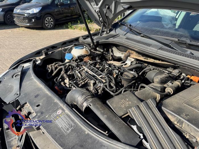 Skoda Superb Combi 1.6 TDI Sloopvoertuig (2011, Grijs)