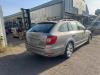 Skoda Superb Combi 1.6 TDI Sloopvoertuig (2011, Grijs)