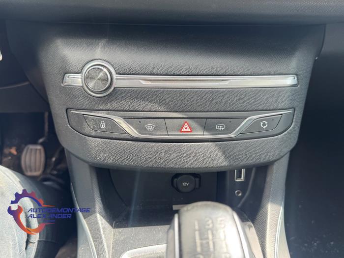 Peugeot 308 1.6 BlueHDi 100 Sloopvoertuig (2016, Grijs)