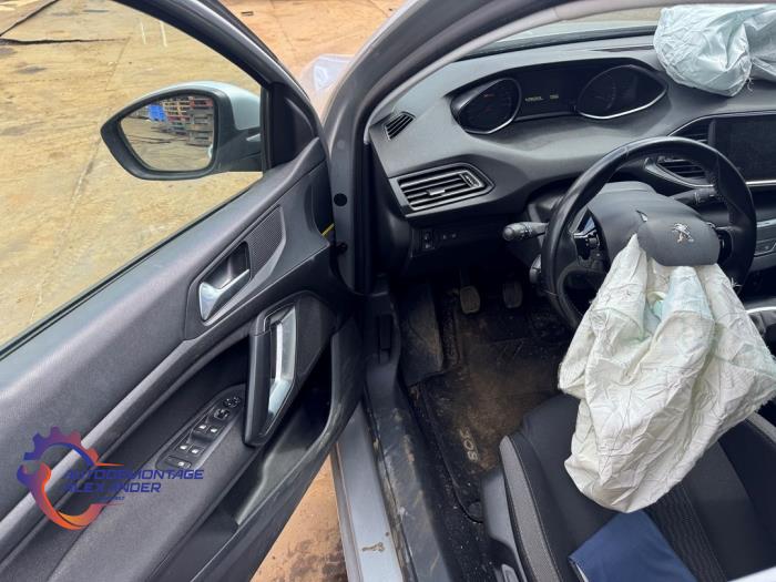 Peugeot 308 1.6 BlueHDi 100 Sloopvoertuig (2016, Grijs)