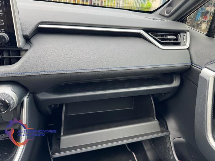 Toyota RAV4 2.5 Hybrid 16V AWD Sloopvoertuig (2019, Grijs)