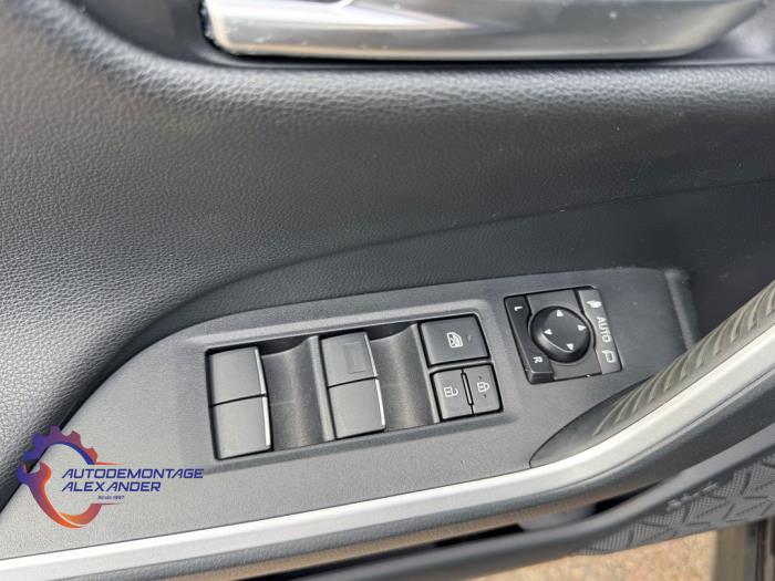 Toyota RAV4 2.5 Hybrid 16V AWD Sloopvoertuig (2019, Grijs)