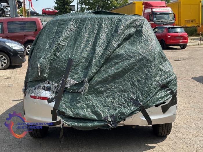 Hyundai i20 1.2i 16V Sloopvoertuig (2012, Zilvergrijs)