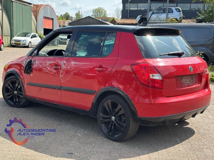 Skoda Fabia II 1.6 TDI 16V 105 Sloopvoertuig (2013, Rood)
