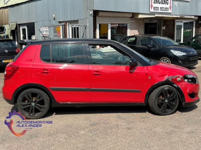 Skoda Fabia II 1.6 TDI 16V 105 Sloopvoertuig (2013, Rood)