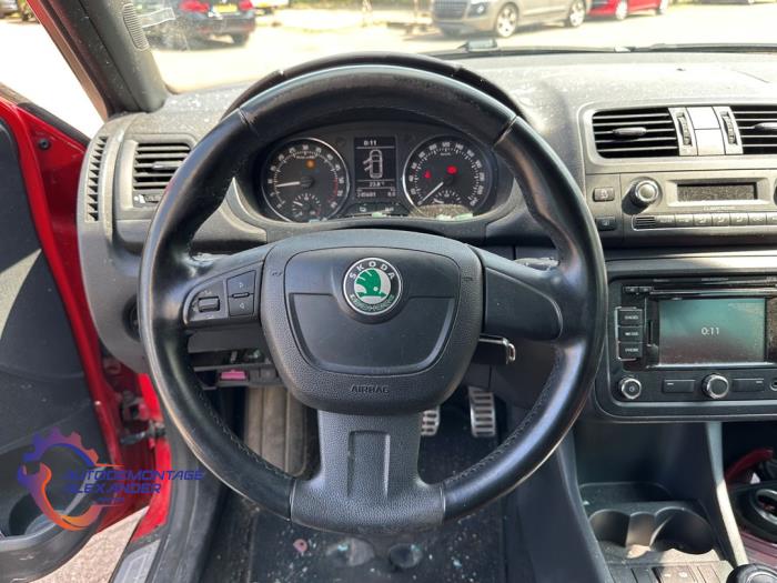 Skoda Fabia II 1.6 TDI 16V 105 Sloopvoertuig (2013, Rood)