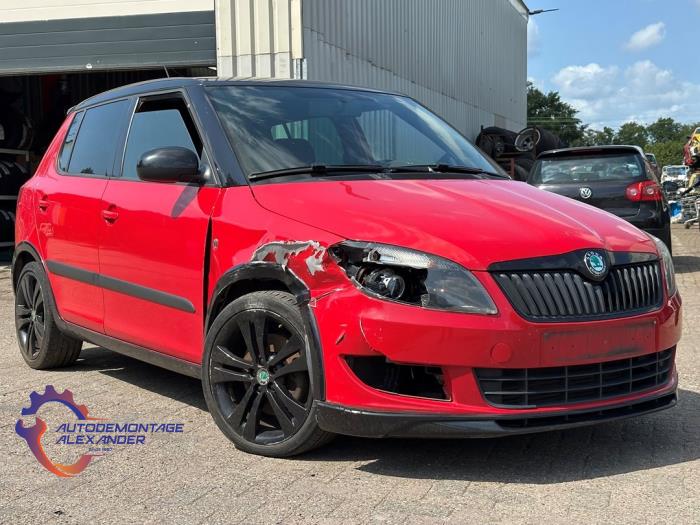 Skoda Fabia II 1.6 TDI 16V 105 Sloopvoertuig (2013, Rood)