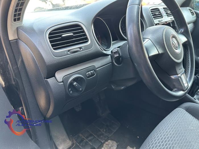 Volkswagen Golf VI 1.6 TDI 16V Sloopvoertuig (2011, Zwart)