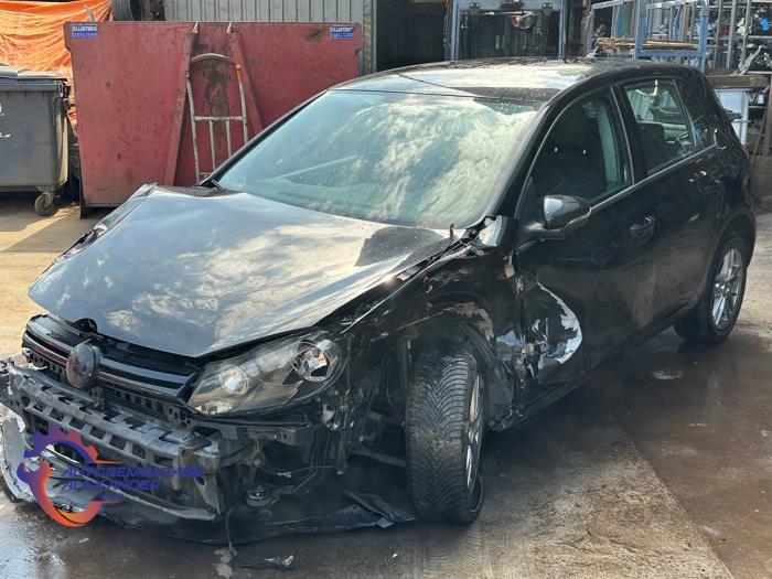 Volkswagen Golf VI 1.6 TDI 16V Sloopvoertuig (2011, Zwart)