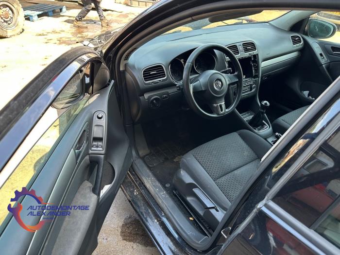 Volkswagen Golf VI 1.6 TDI 16V Sloopvoertuig (2011, Zwart)