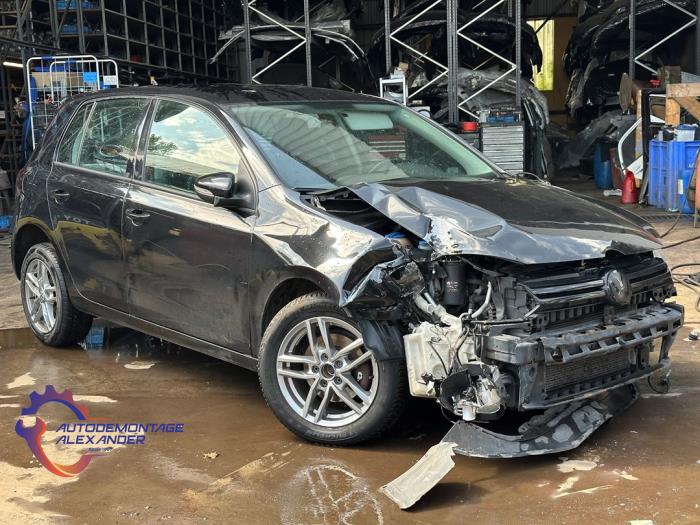 Volkswagen Golf VI 1.6 TDI 16V Sloopvoertuig (2011, Zwart)