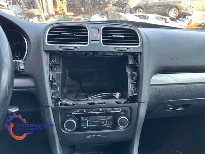 Volkswagen Golf VI 1.6 TDI 16V Sloopvoertuig (2011, Zwart)