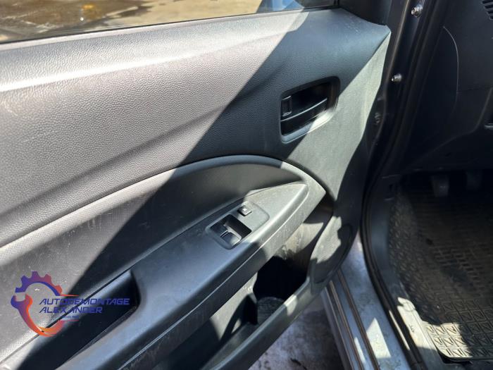 Mitsubishi Space Star 1.0 12V Sloopvoertuig (2015, Titanium, Grijs)