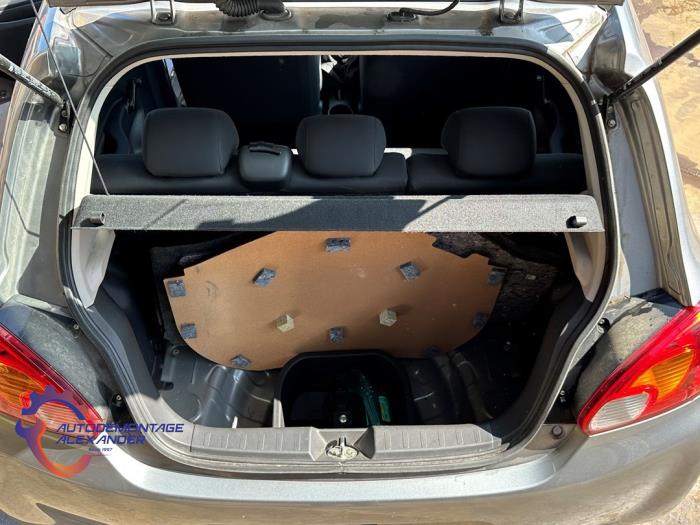 Mitsubishi Space Star 1.0 12V Sloopvoertuig (2015, Titanium, Grijs)