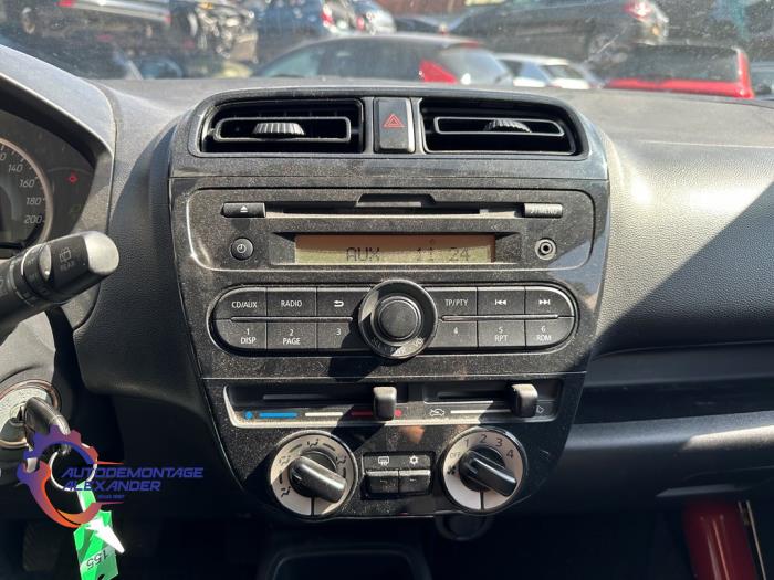 Mitsubishi Space Star 1.0 12V Sloopvoertuig (2015, Titanium, Grijs)