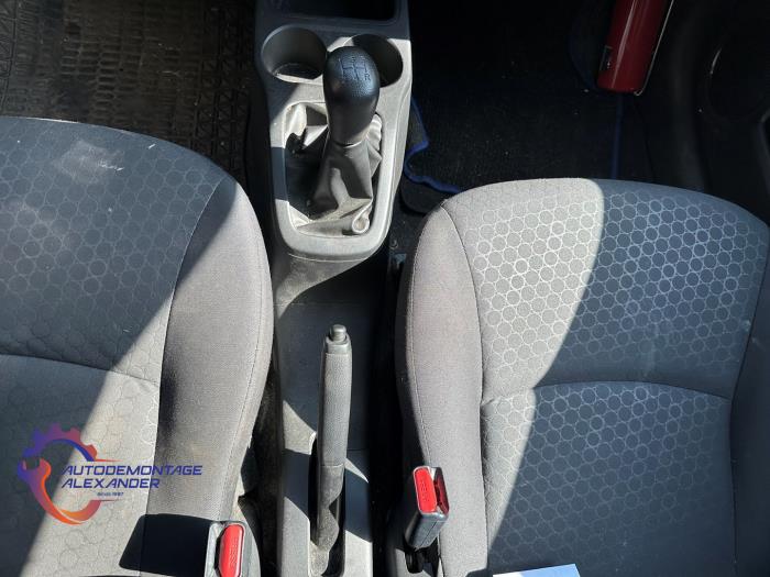 Mitsubishi Space Star 1.0 12V Sloopvoertuig (2015, Titanium, Grijs)