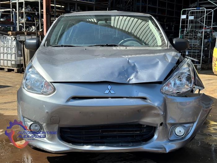 Mitsubishi Space Star 1.0 12V Sloopvoertuig (2015, Titanium, Grijs)