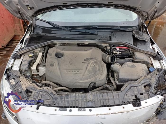 Volvo S60 Cross Country 2.0 D4 16V Sloopvoertuig (2018, Grijs)