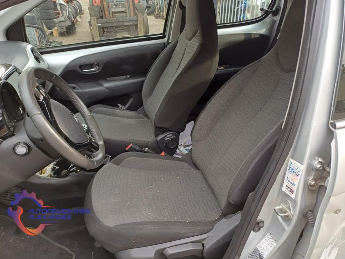 Citroen C1 1.2 PureTech 82 12V Sloopvoertuig (2015, Grijs)